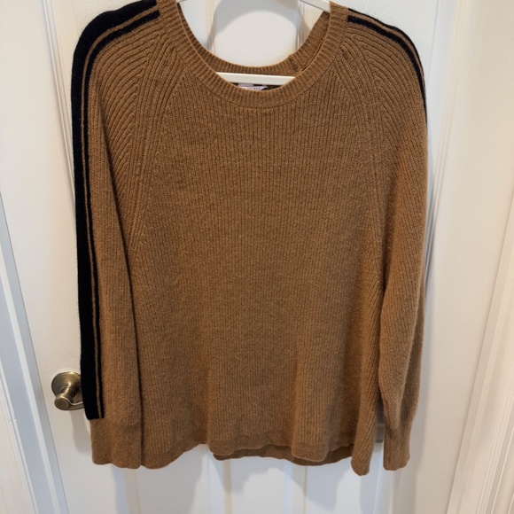 Victoria Secrets Sweater and Short Set, Brown and Black, XL, 100% Cashmere! - Picture 2 of 11